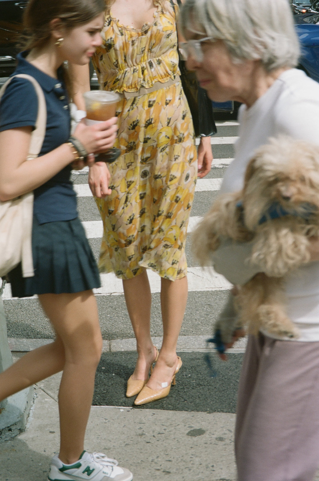 MANOLO BLAHNIK　本革スエード イエローベージュ Manolo Blahnik Croc Effect Slingbacks, 40.5 – The Millennial