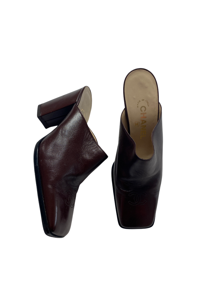 ●LITO● Cental Square Mule - Brown / 2cm Chanel Brown Square Toe Mules, 37.5 – The Millennial Decorator